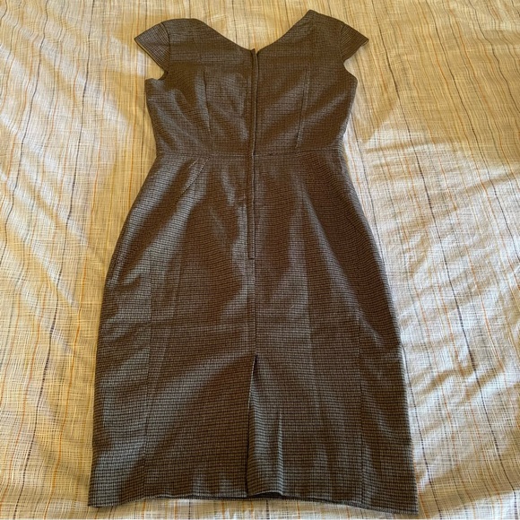 Gray plaid cap sleeve pencil midi dress - Picture 3 of 7